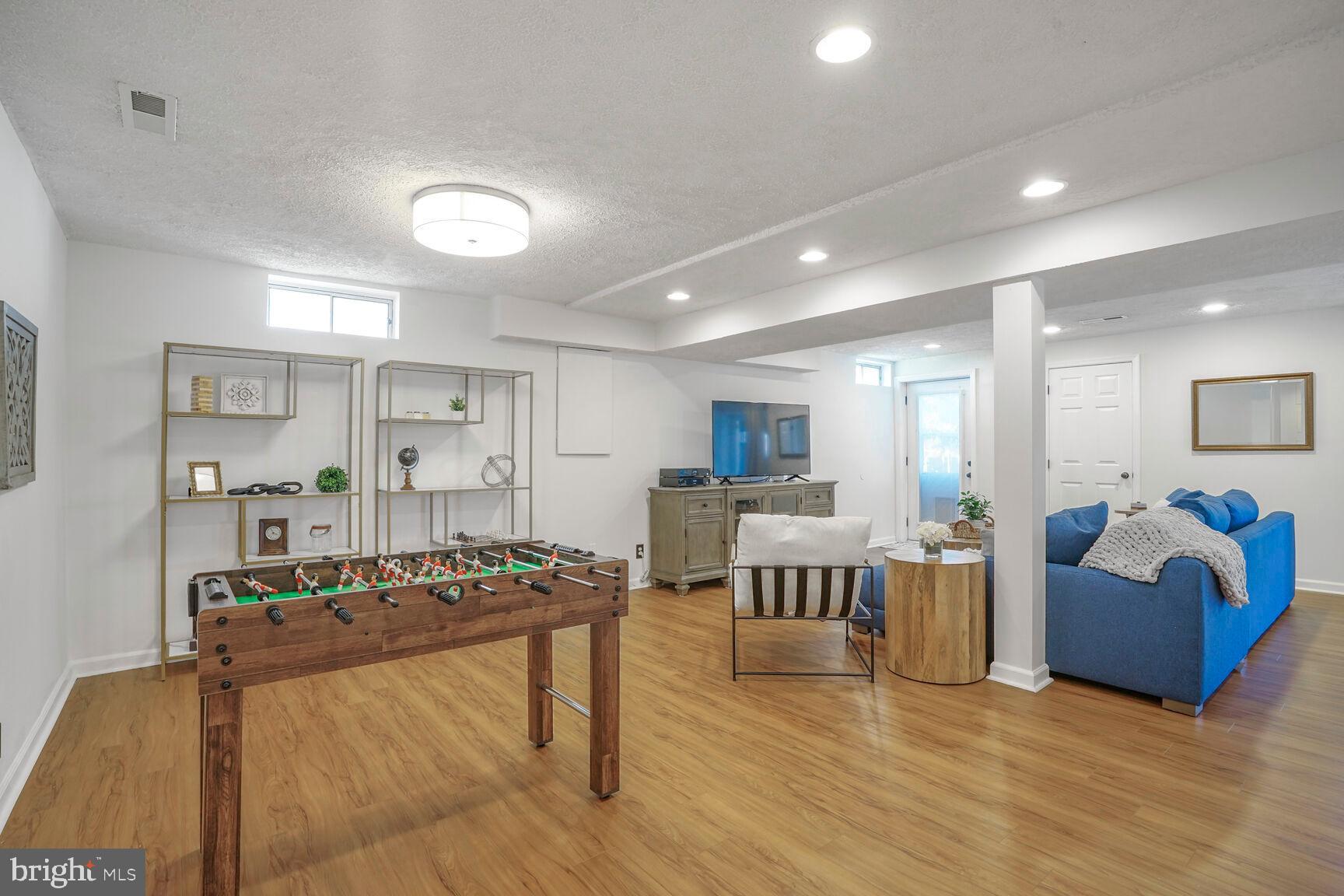 CENTRE RIDGE - Residential