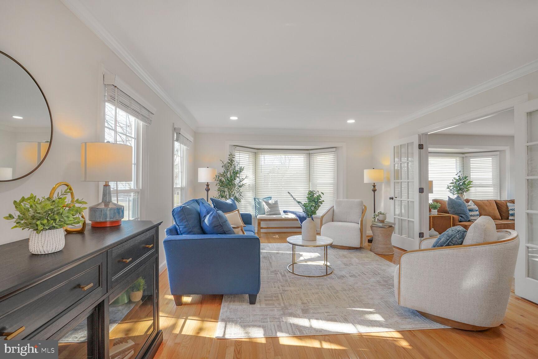 CENTRE RIDGE - Residential