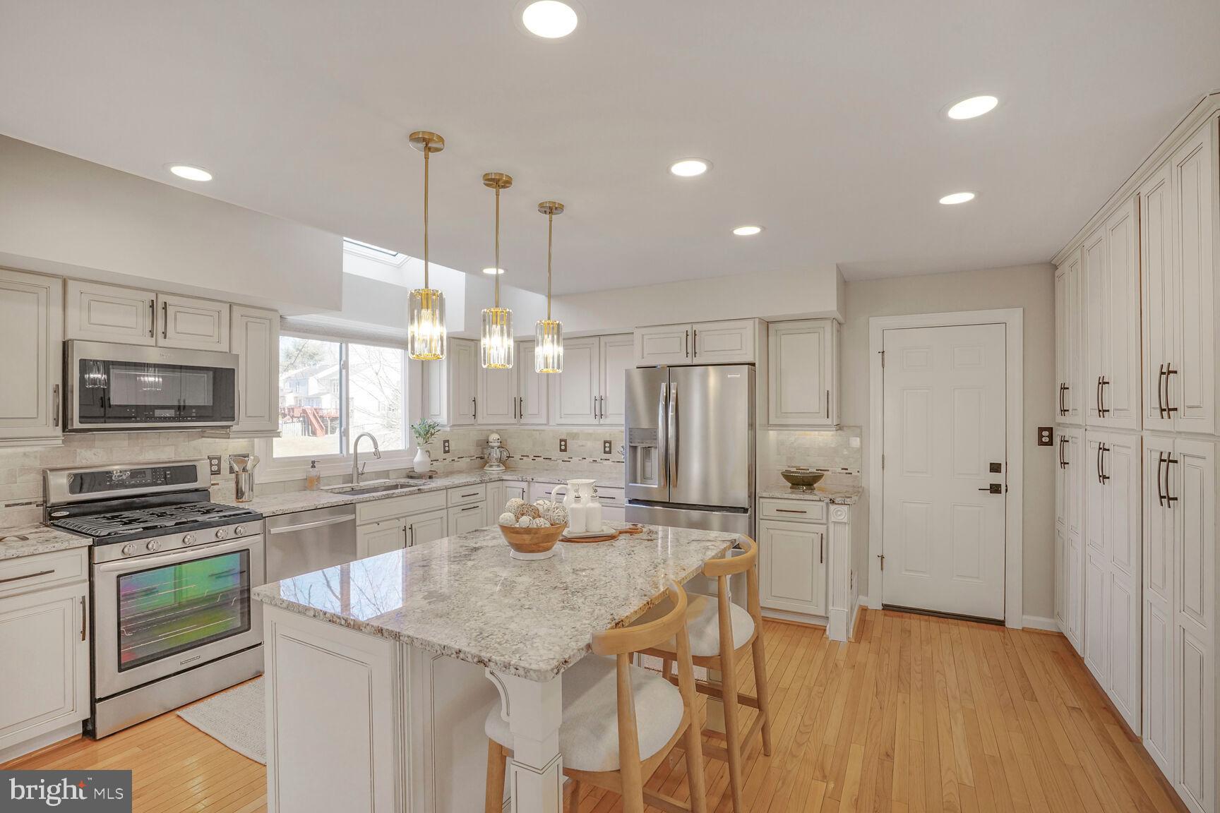 CENTRE RIDGE - Residential