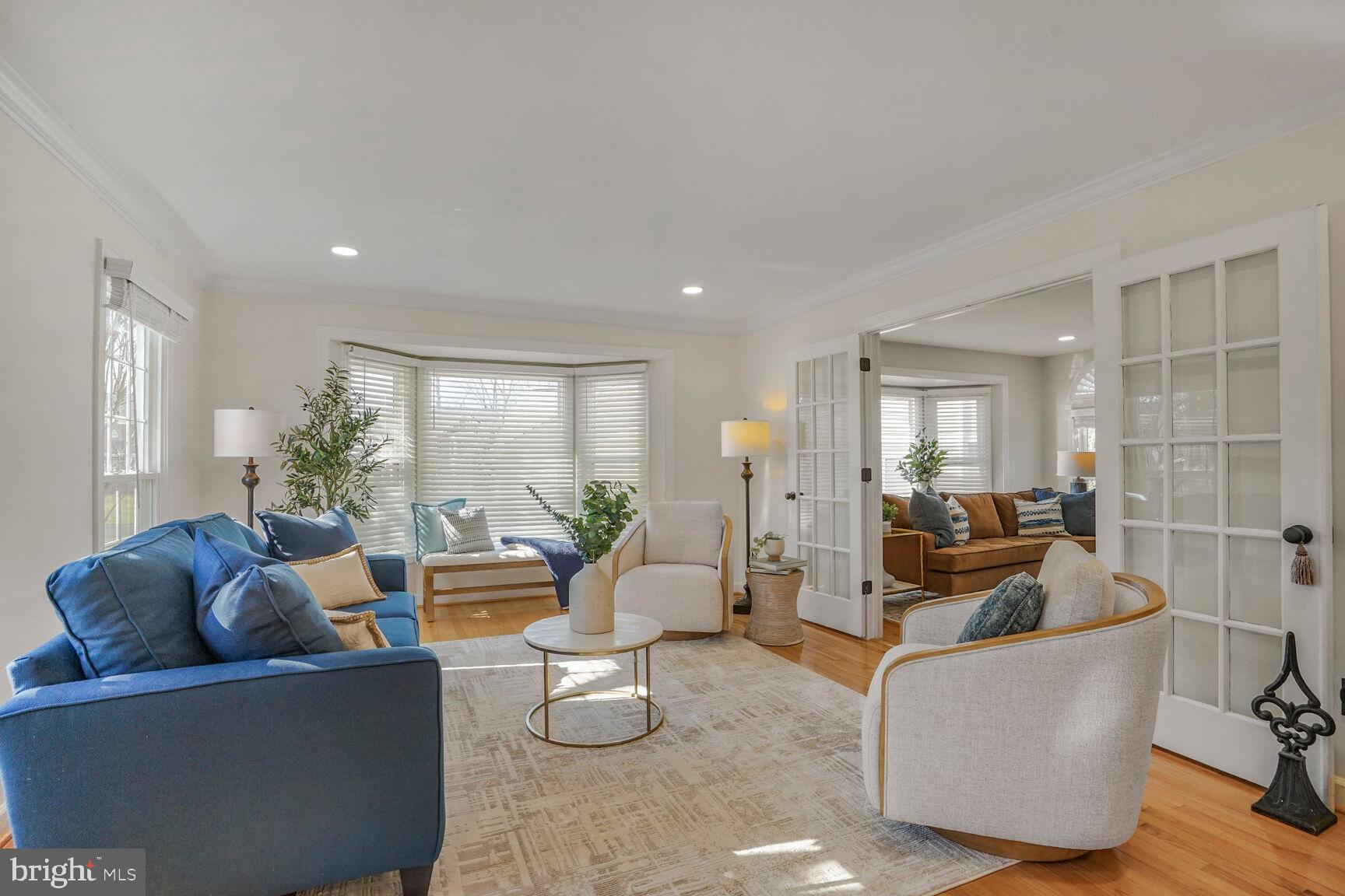 CENTRE RIDGE - Residential