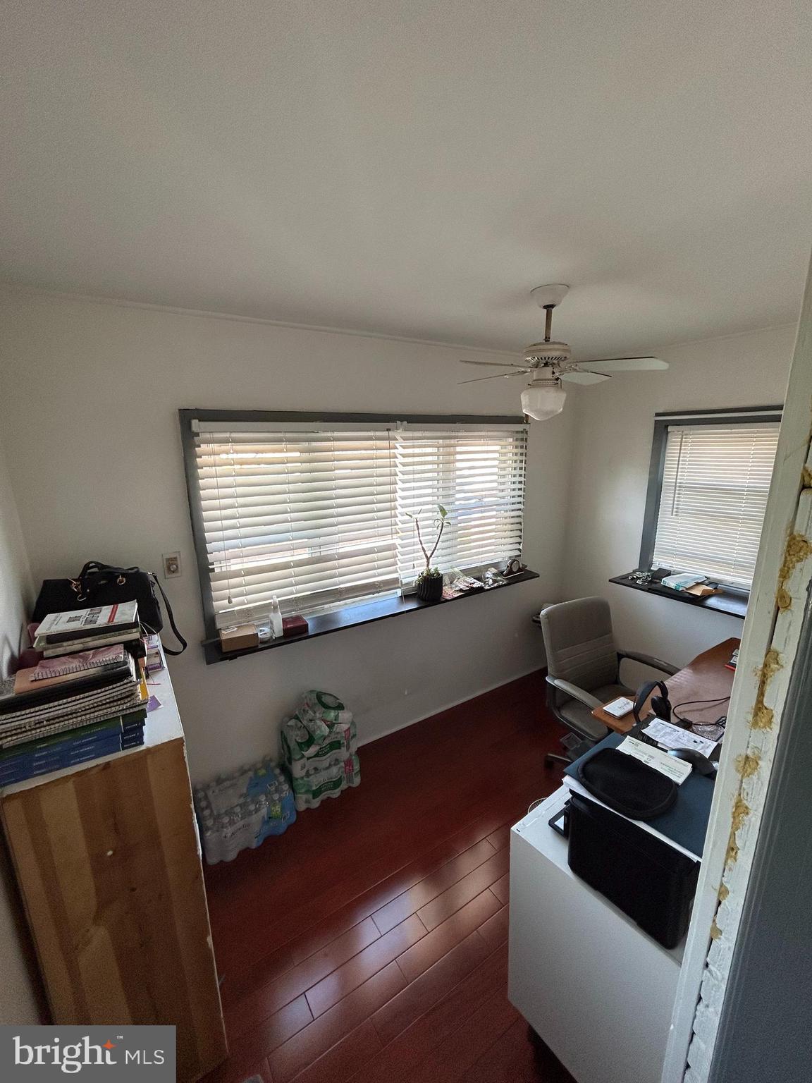 ROSLYN - Residential