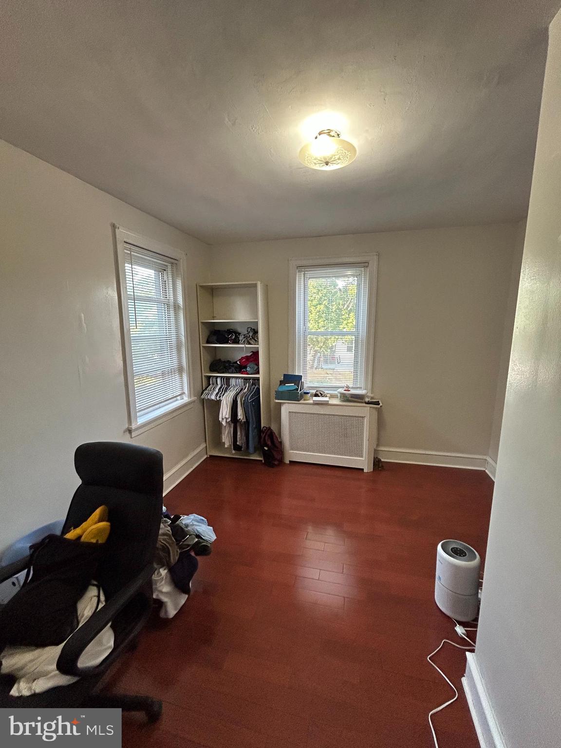 ROSLYN - Residential