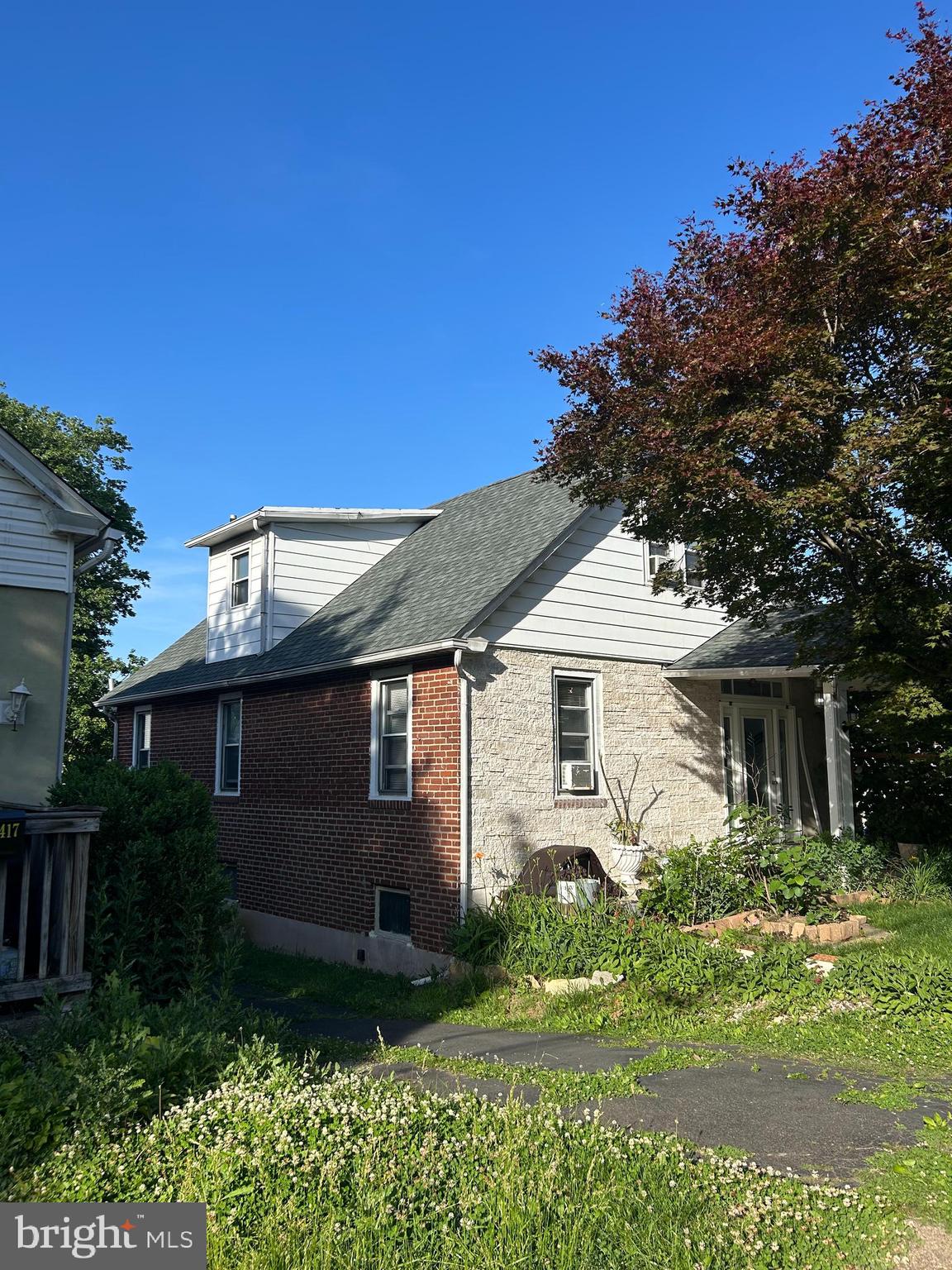 ROSLYN - Residential