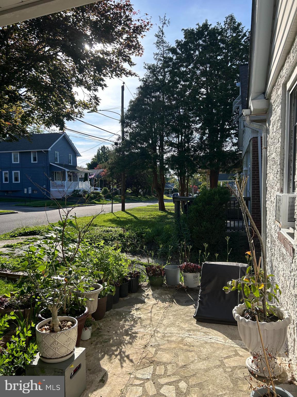 ROSLYN - Residential