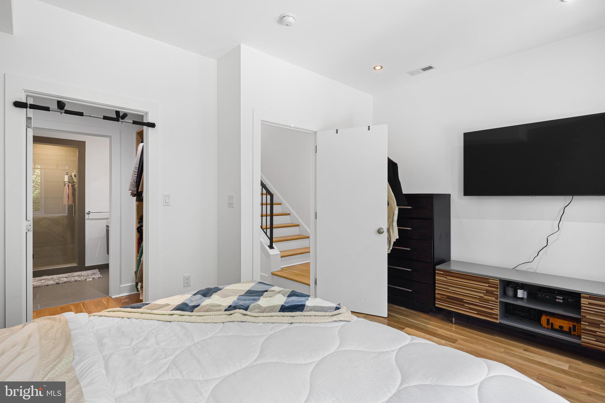 MANAYUNK - Residential