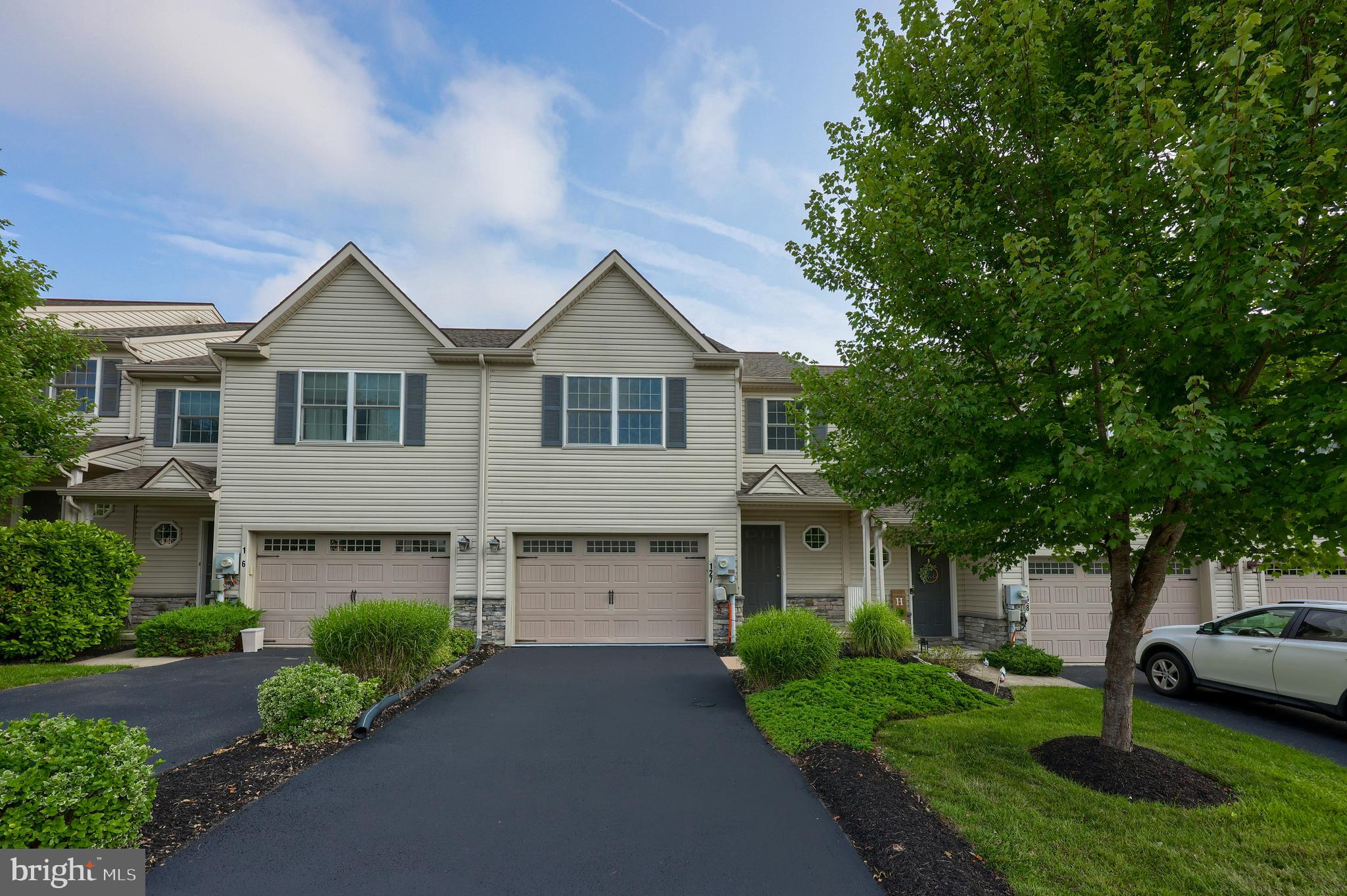 SOUTHERN VILLAGE - Residential