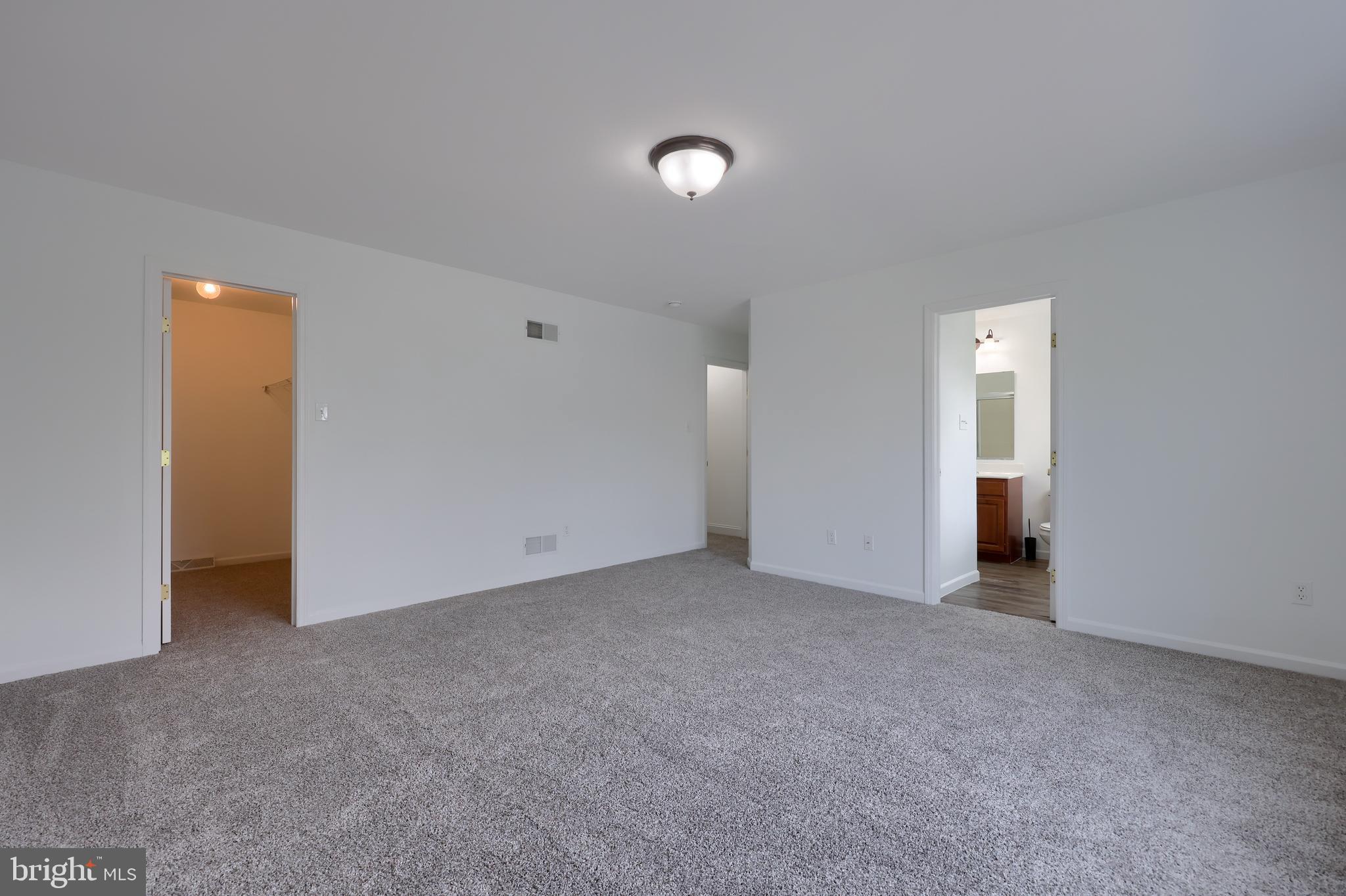 SOUTHERN VILLAGE - Residential