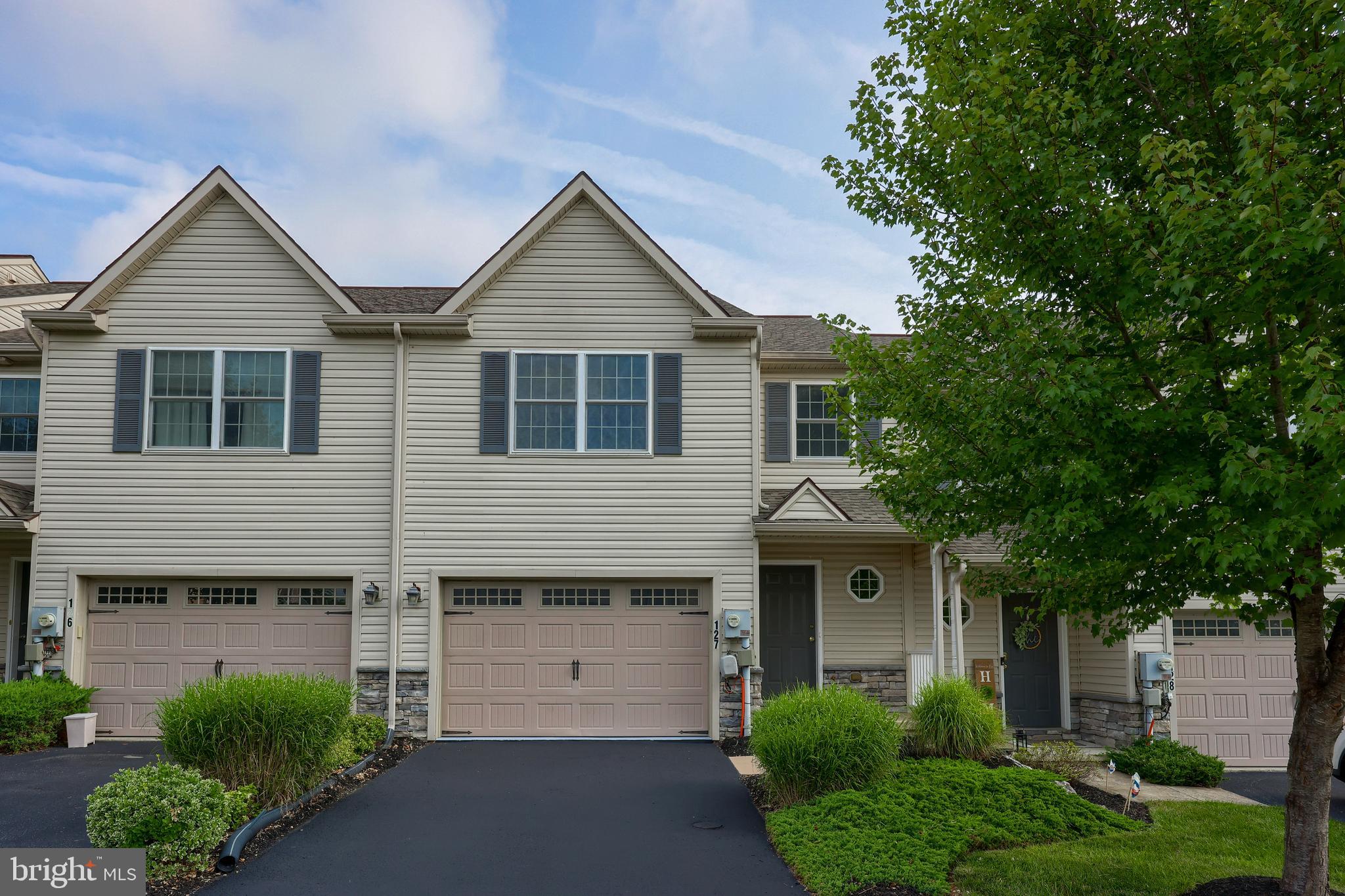 SOUTHERN VILLAGE - Residential