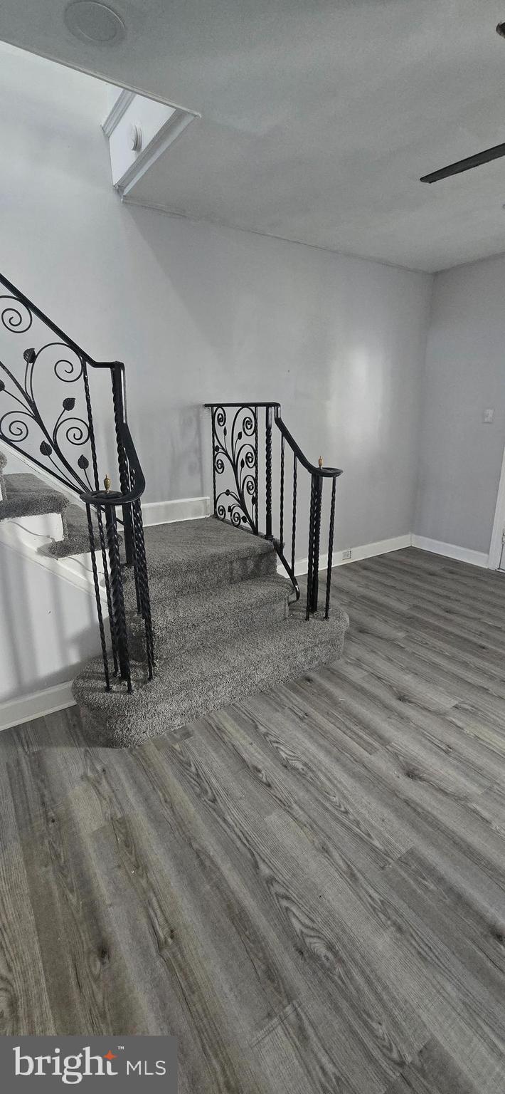 WEST OAK LANE - Residential