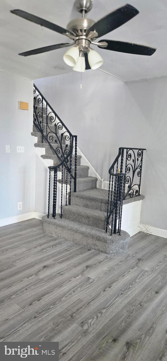 WEST OAK LANE - Residential