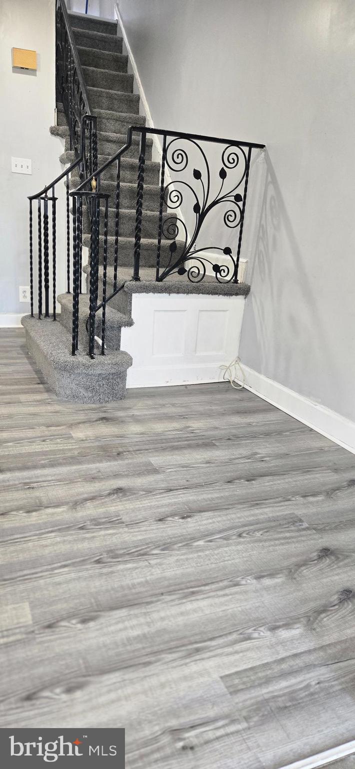 WEST OAK LANE - Residential
