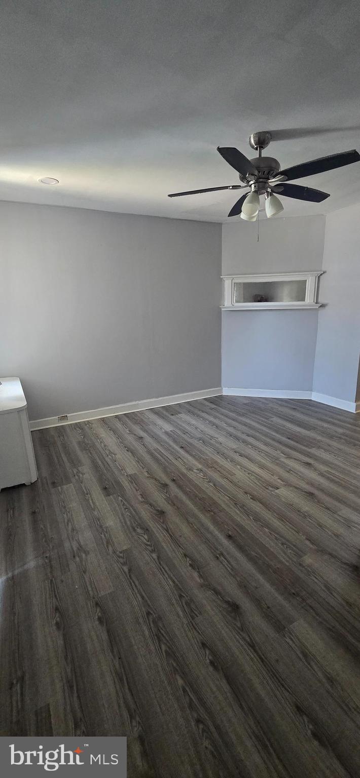 WEST OAK LANE - Residential