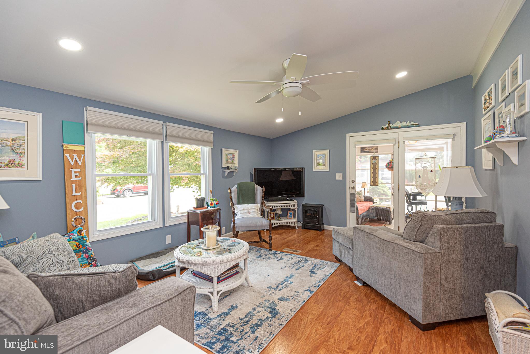 DENTON WOODS - Residential