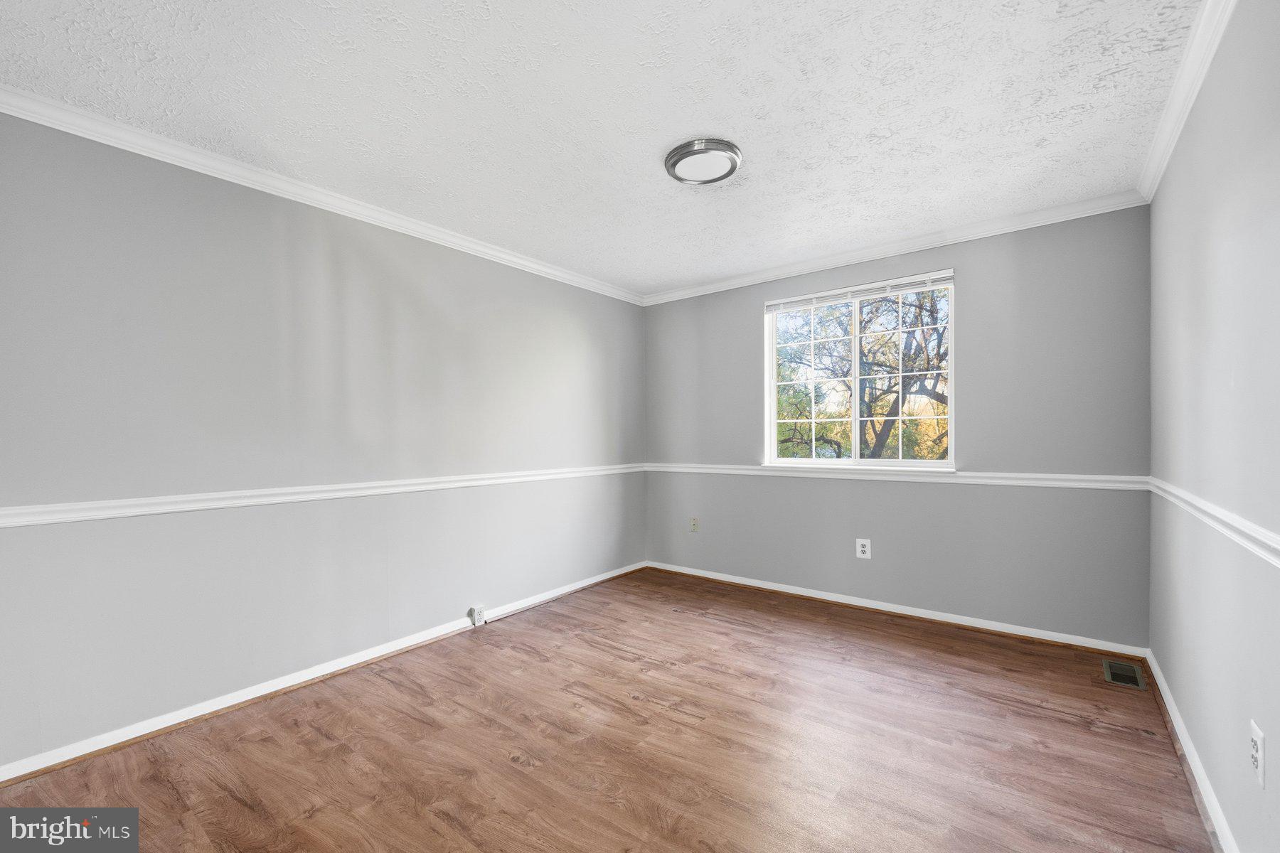GREAT OAK SQUARE - Residential