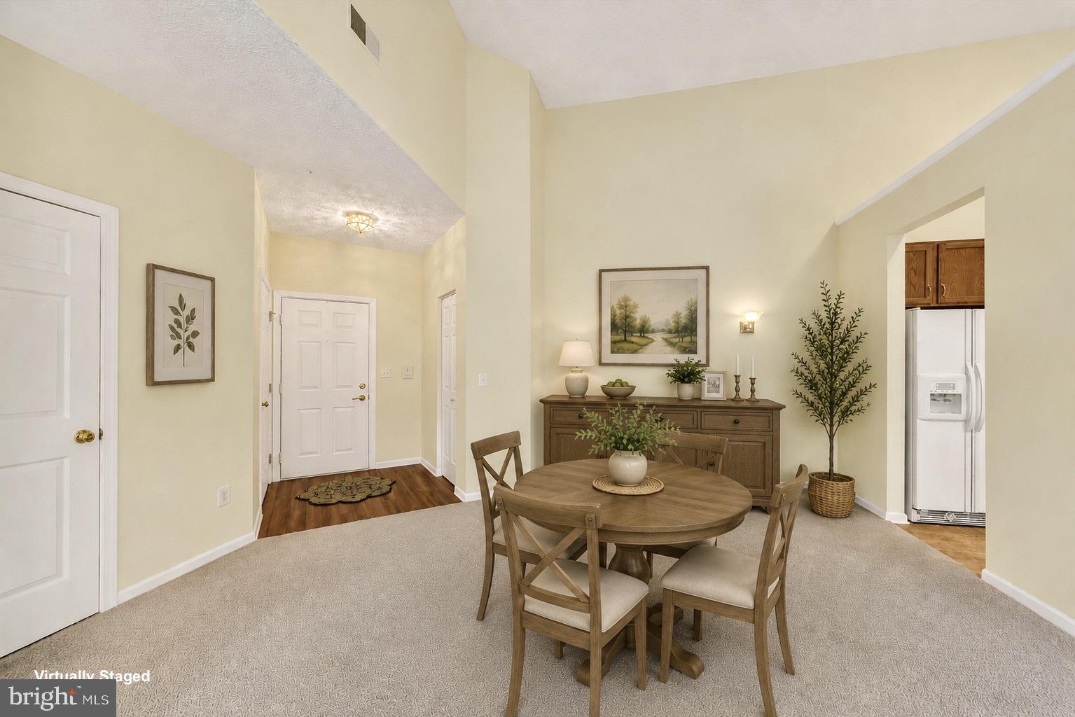 THE COURTYARDS AT POND - Residential