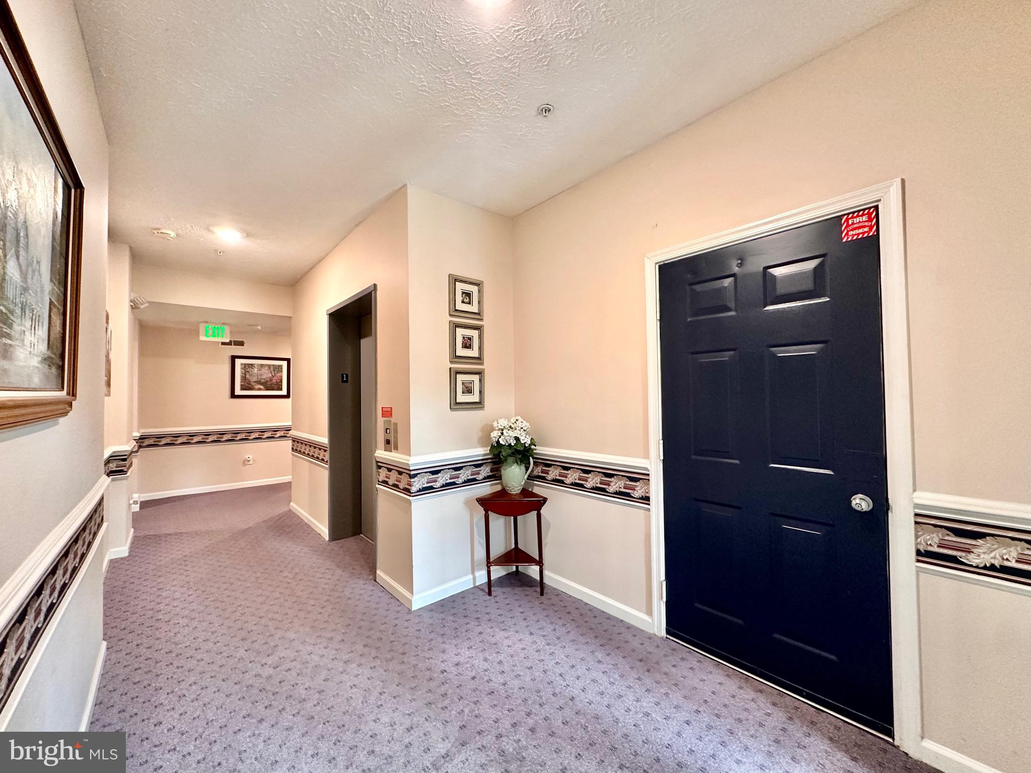 THE COURTYARDS AT POND - Residential