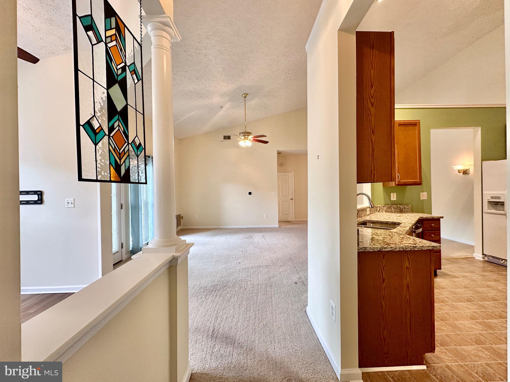 THE COURTYARDS AT POND - Residential