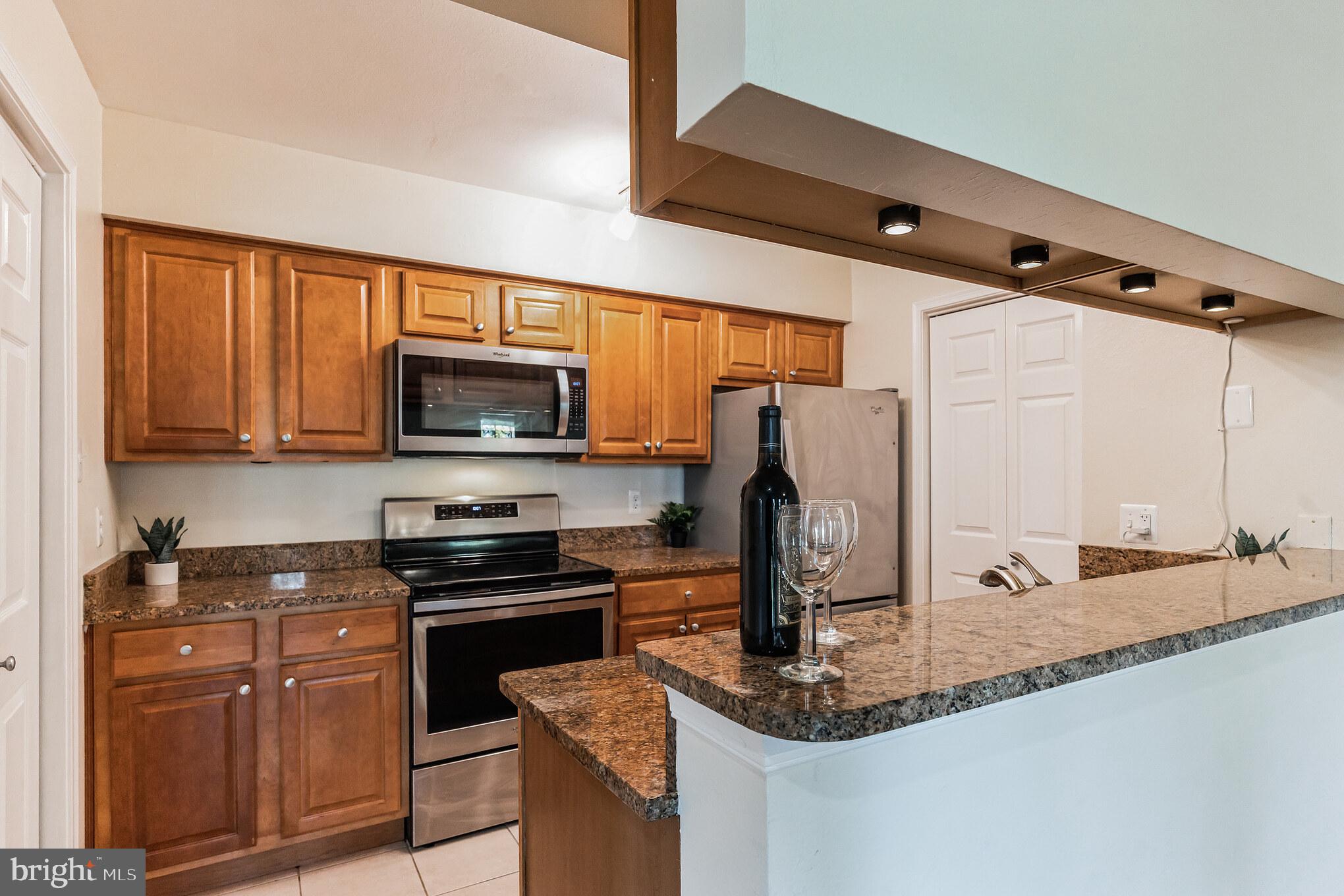 POINTE AT PARK CENTER - Residential