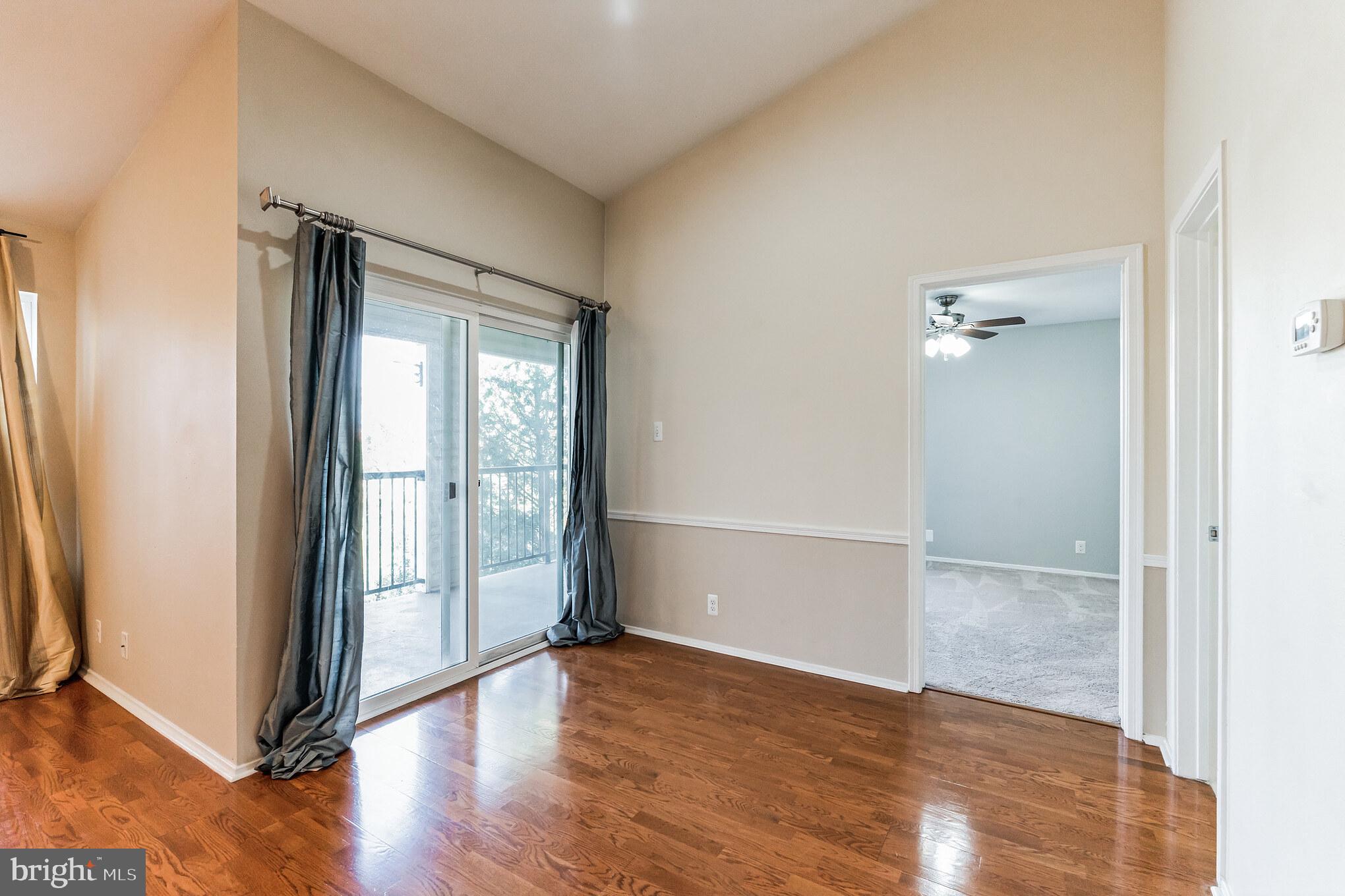 POINTE AT PARK CENTER - Residential