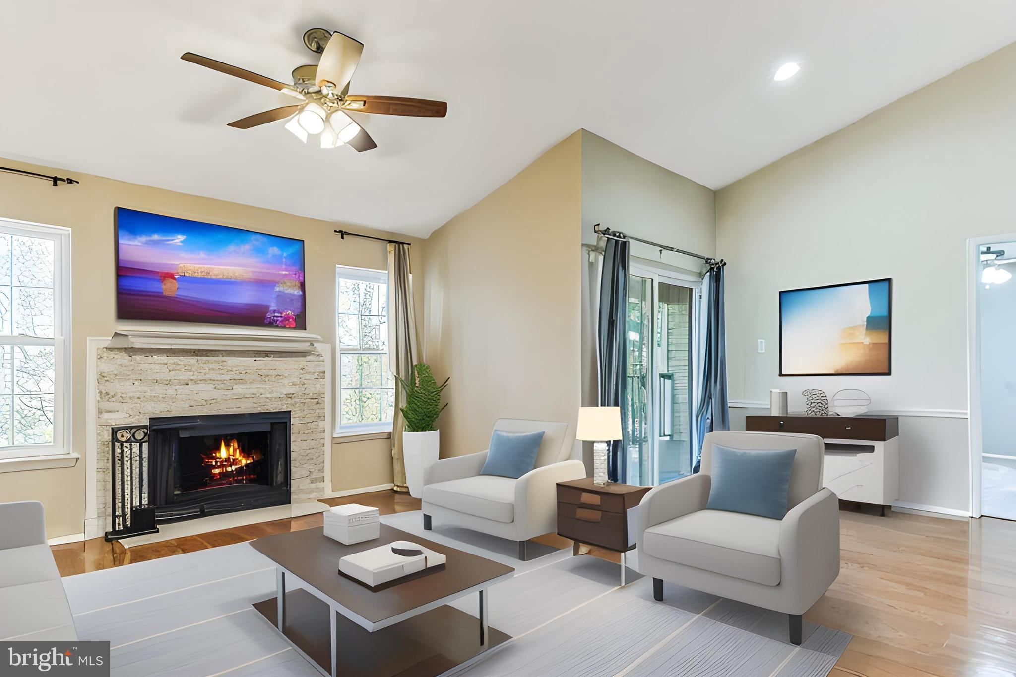POINTE AT PARK CENTER - Residential