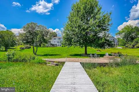 TWIN OAKS - Residential