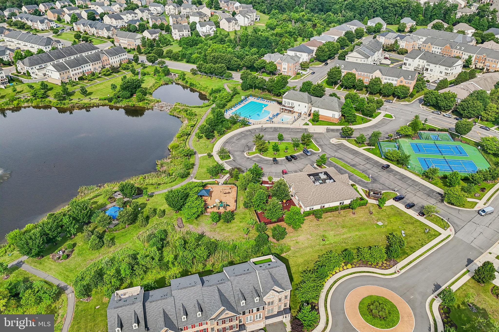 AVONLEA - Residential
