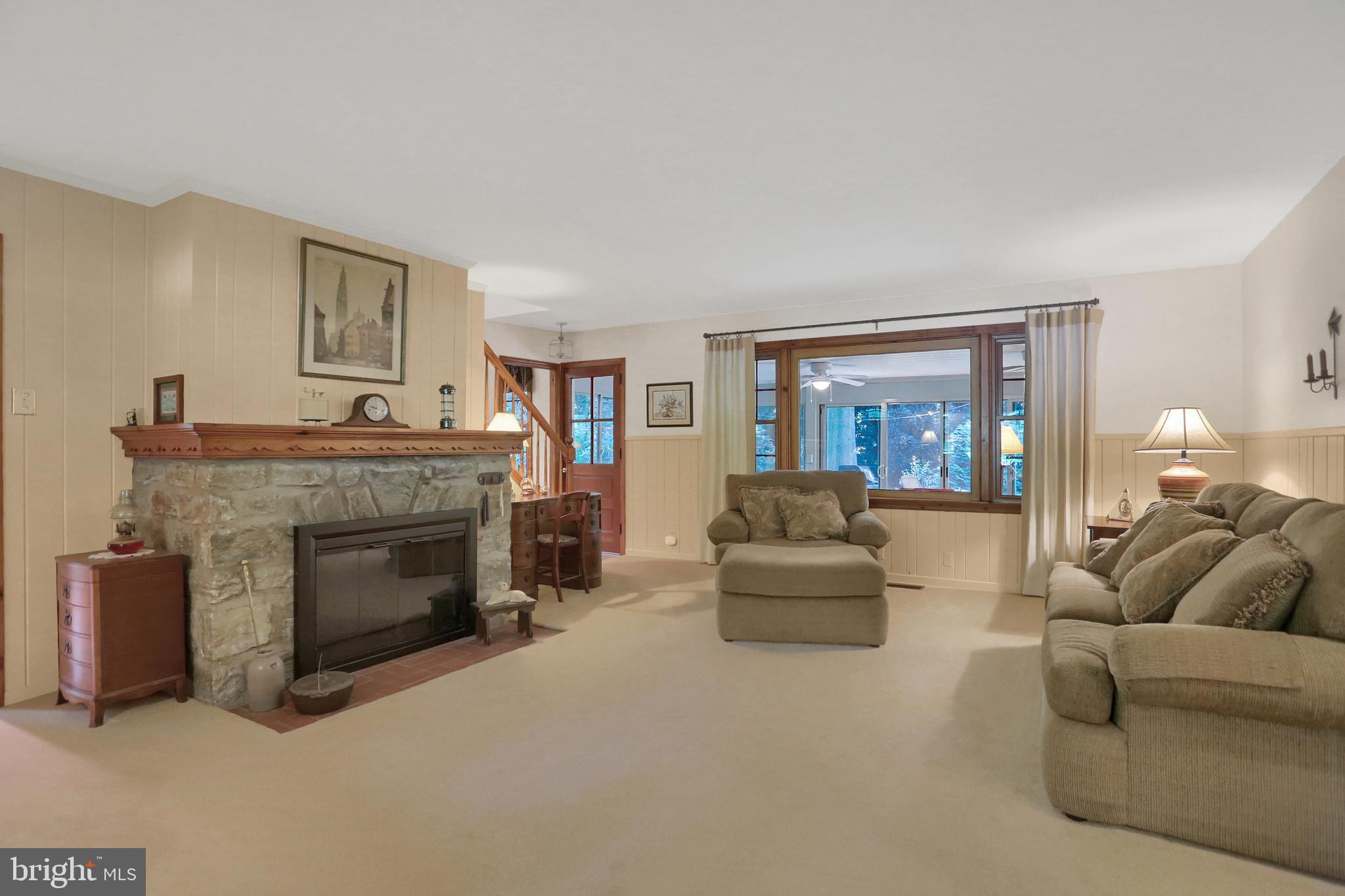 WEST RIDGE ESTATES - Residential