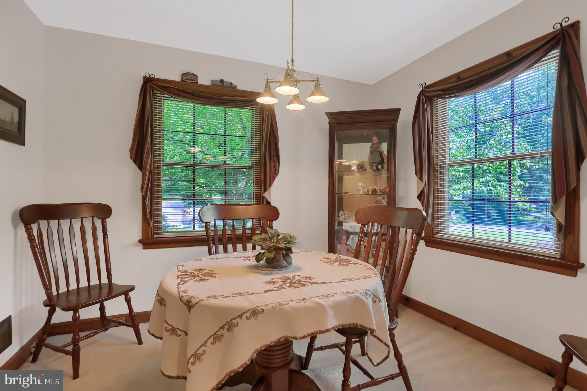 WEST RIDGE ESTATES - Residential