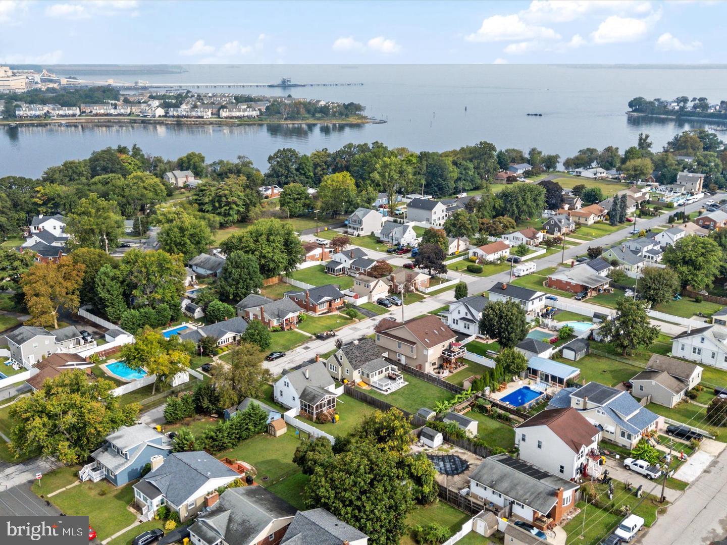 RIVIERA BEACH - Residential