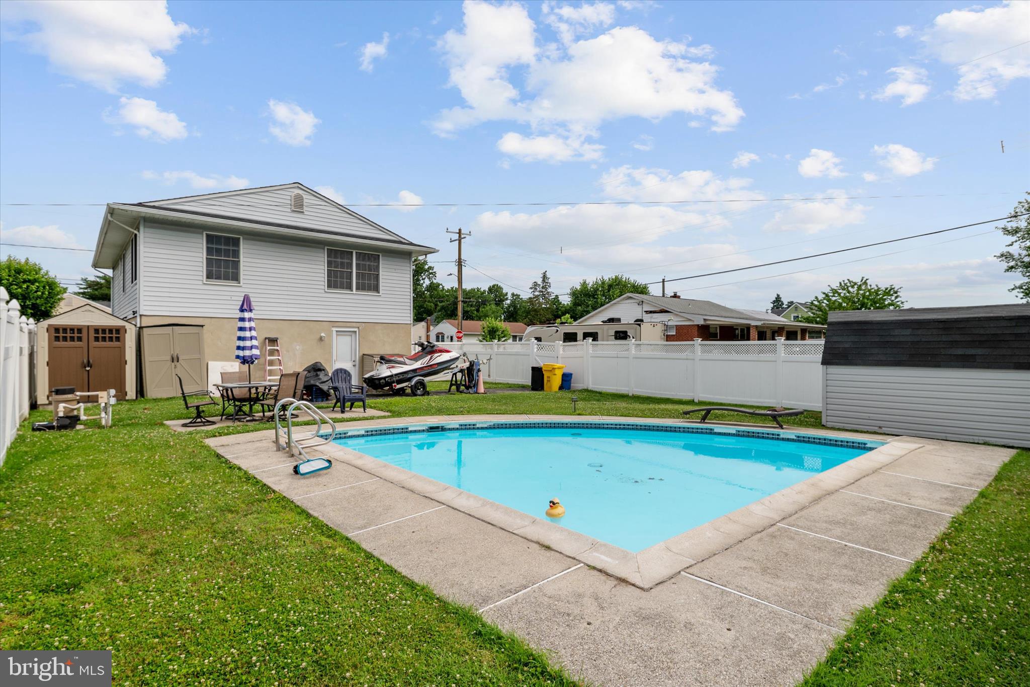 RIVIERA BEACH - Residential