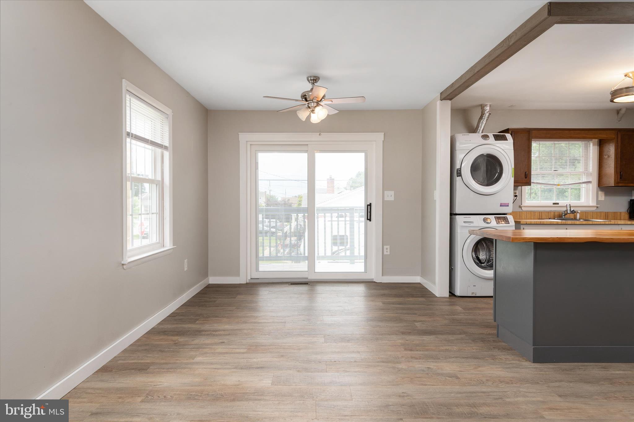 RIVIERA BEACH - Residential