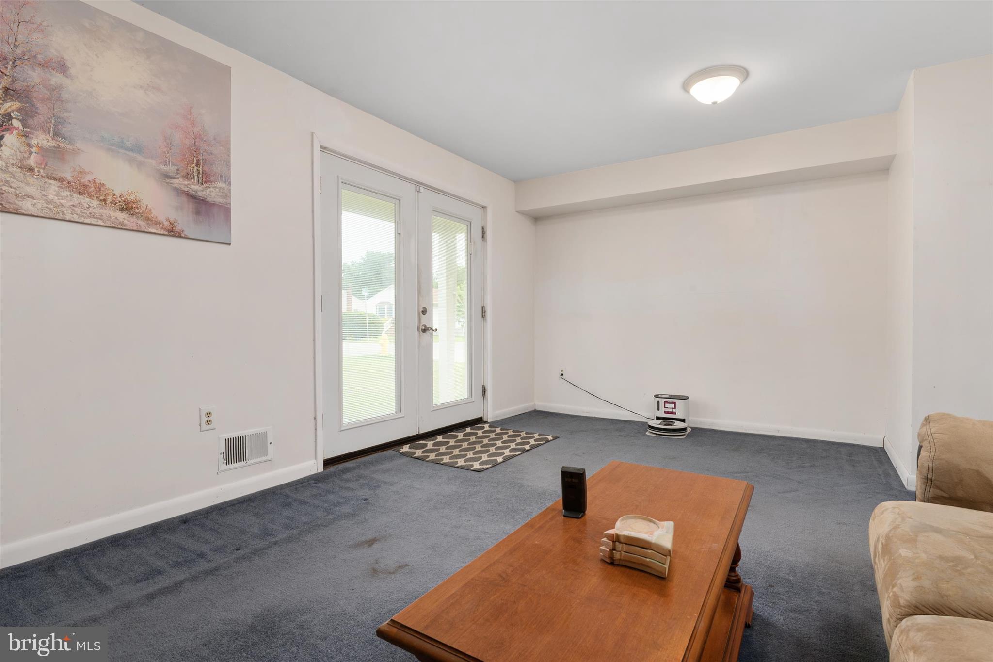 RIVIERA BEACH - Residential