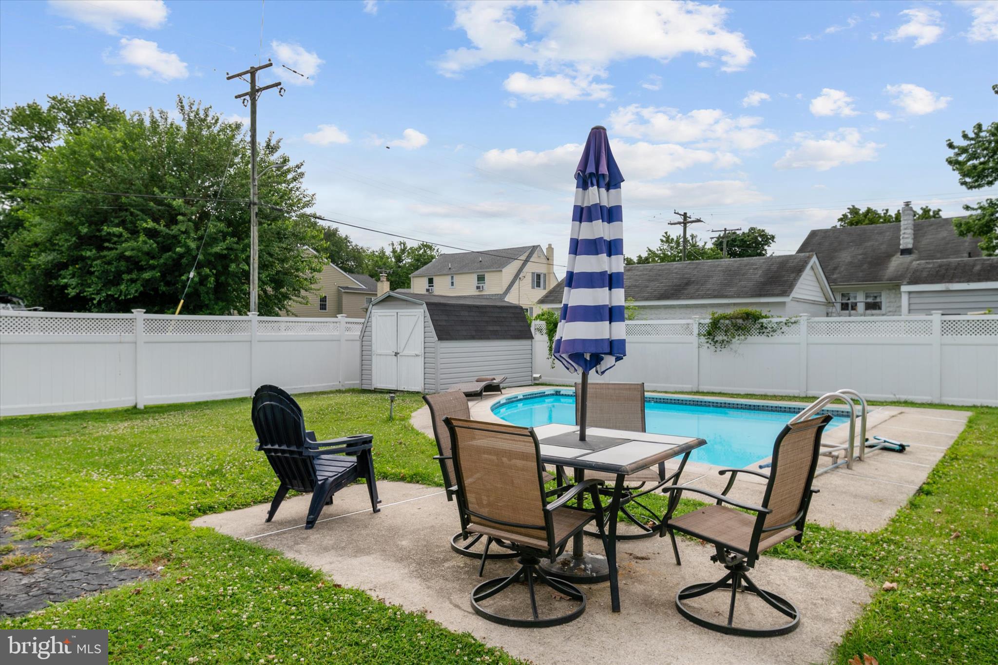 RIVIERA BEACH - Residential