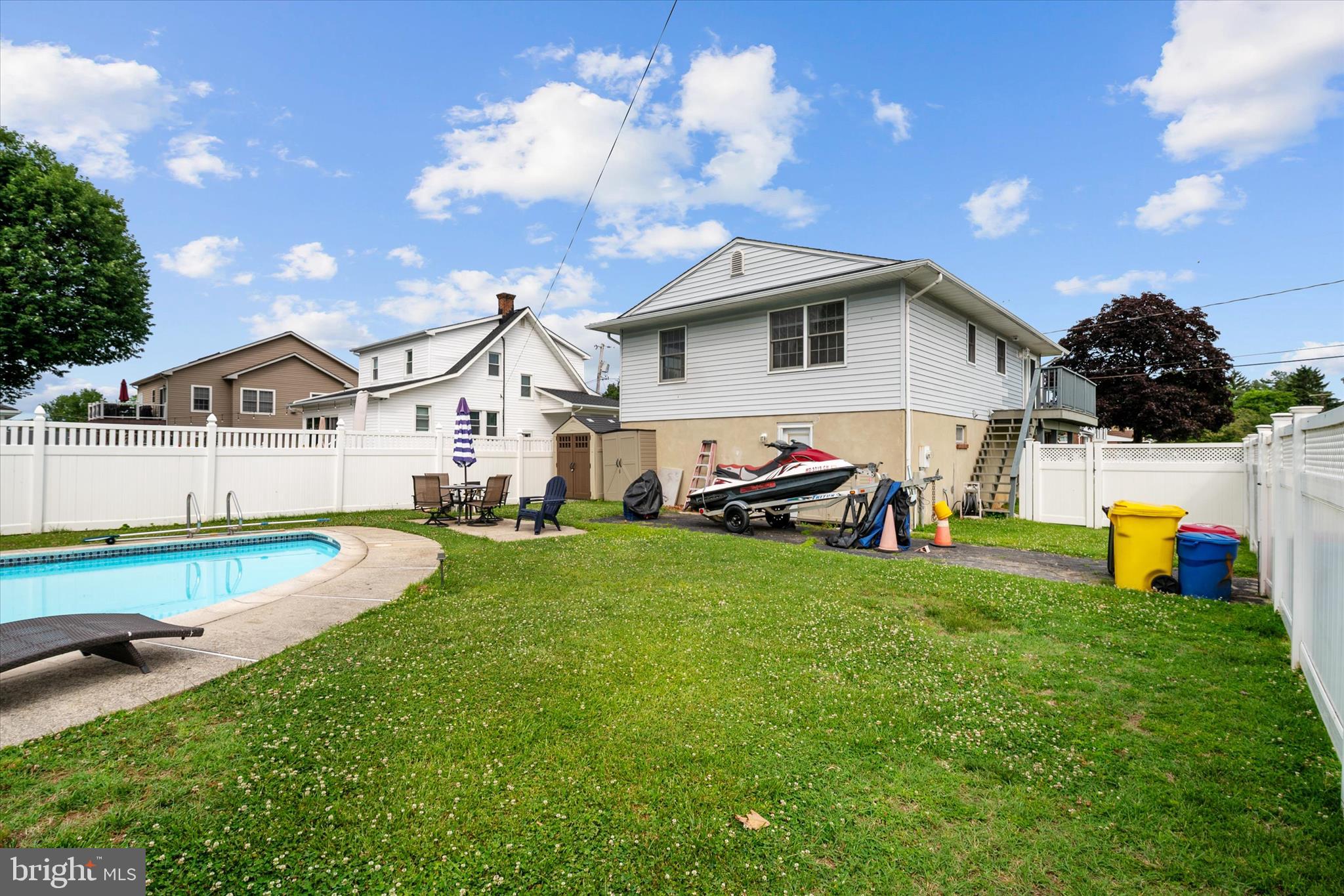 RIVIERA BEACH - Residential