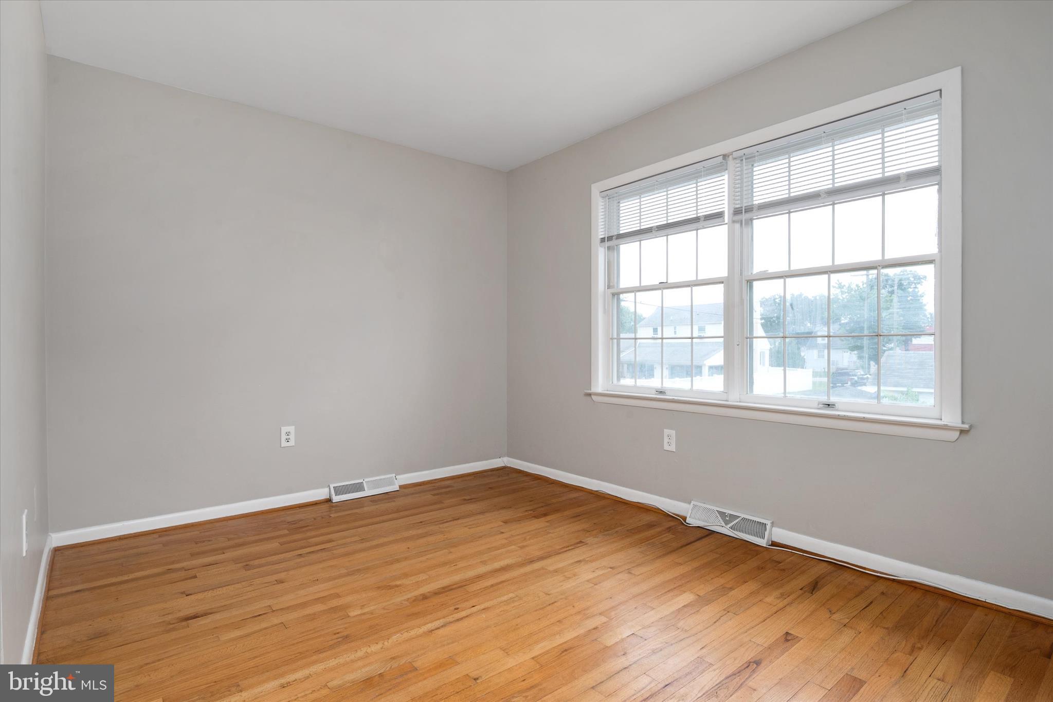RIVIERA BEACH - Residential