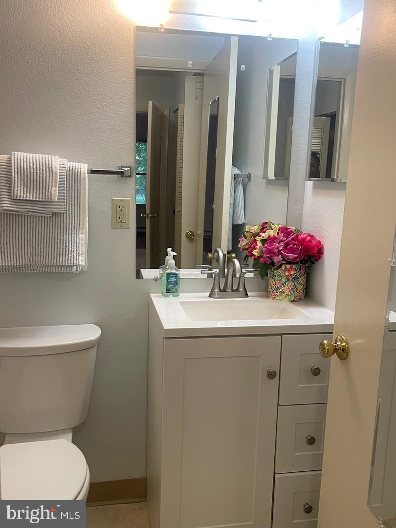 LEISURE WORLD - Residential