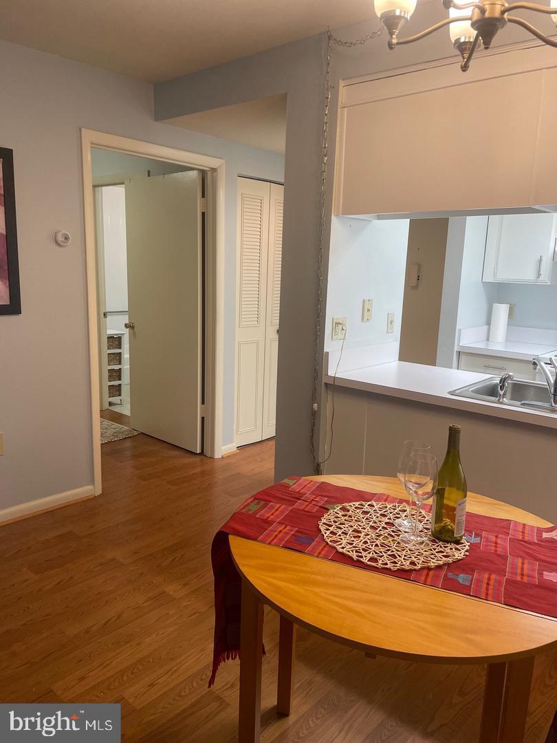 LEISURE WORLD - Residential