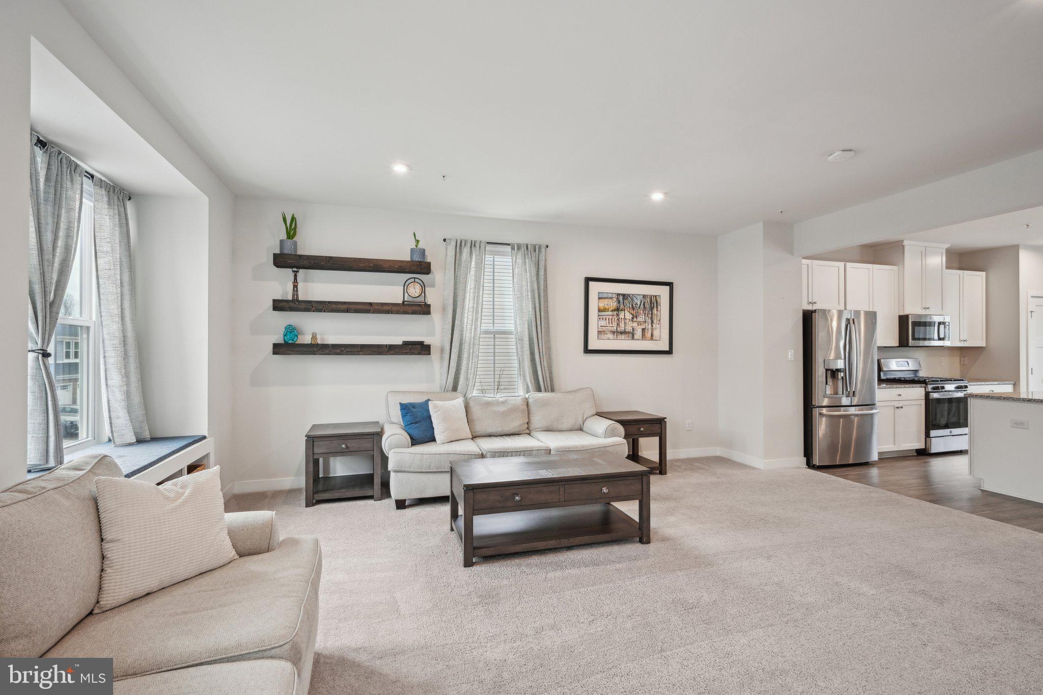 DOWNINGTOWN WALK - Residential