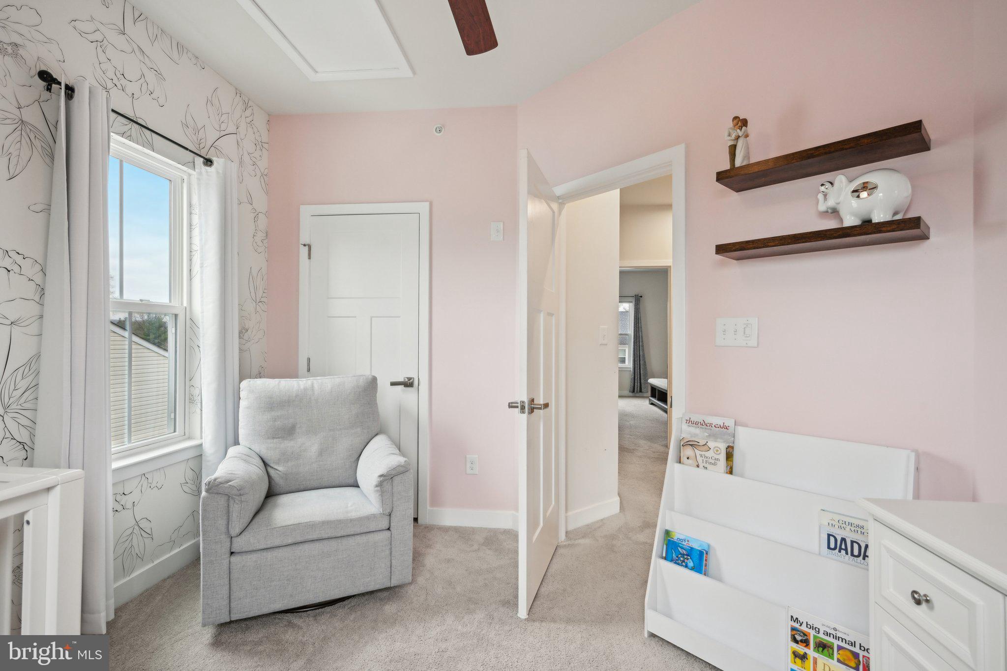 DOWNINGTOWN WALK - Residential