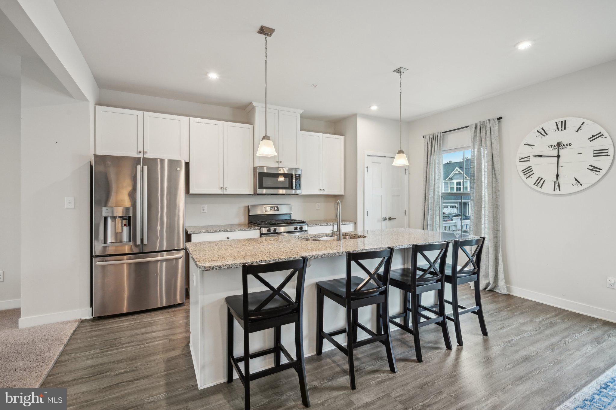 DOWNINGTOWN WALK - Residential