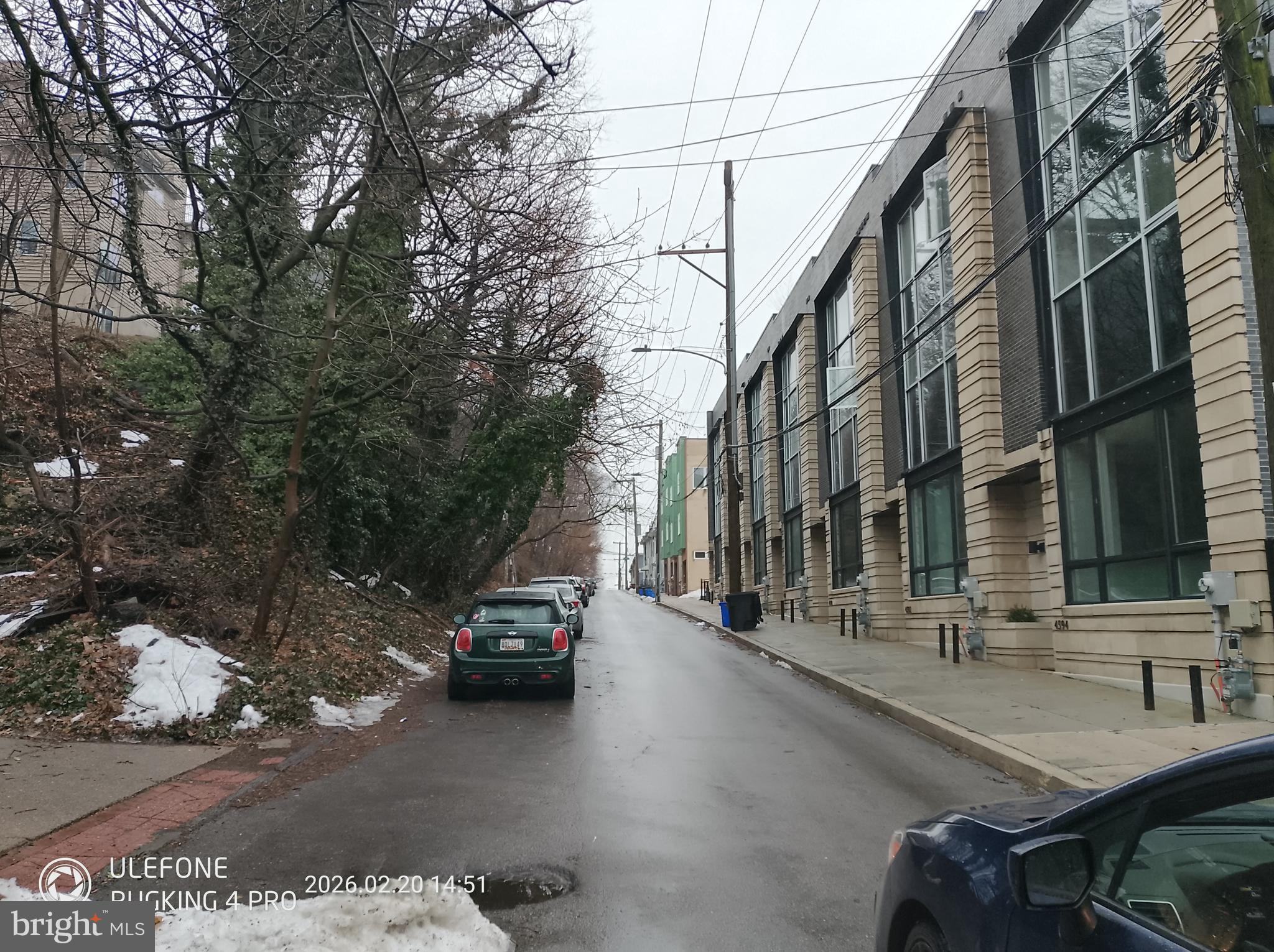 MANAYUNK - Land