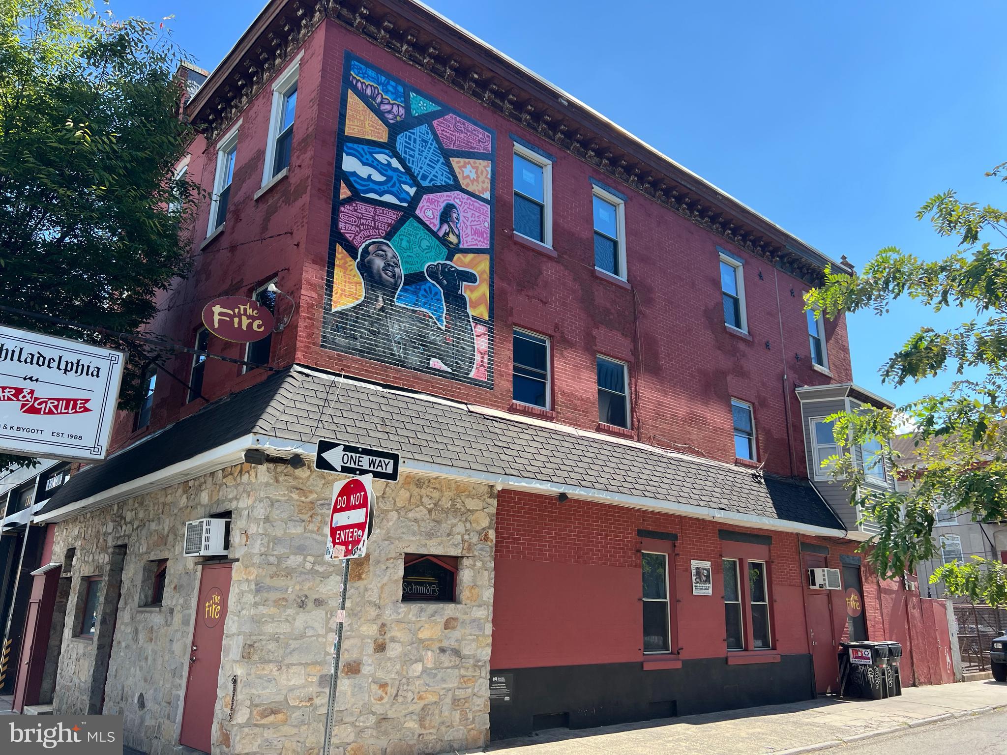 NORTHERN LIBERTIES - Commercial Sale