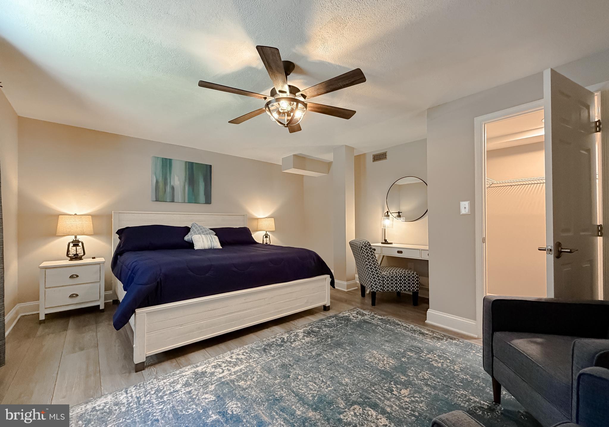 DRUM POINT - Residential