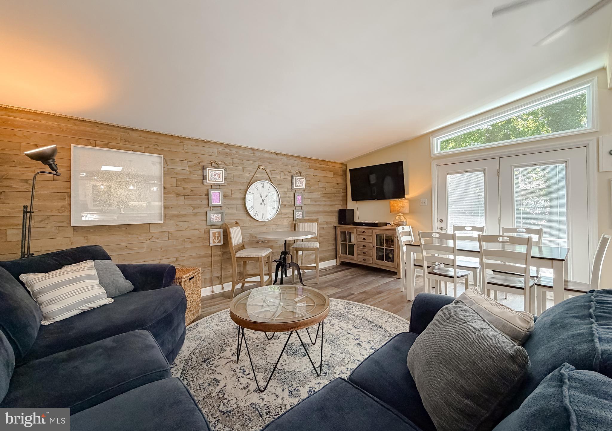 DRUM POINT - Residential