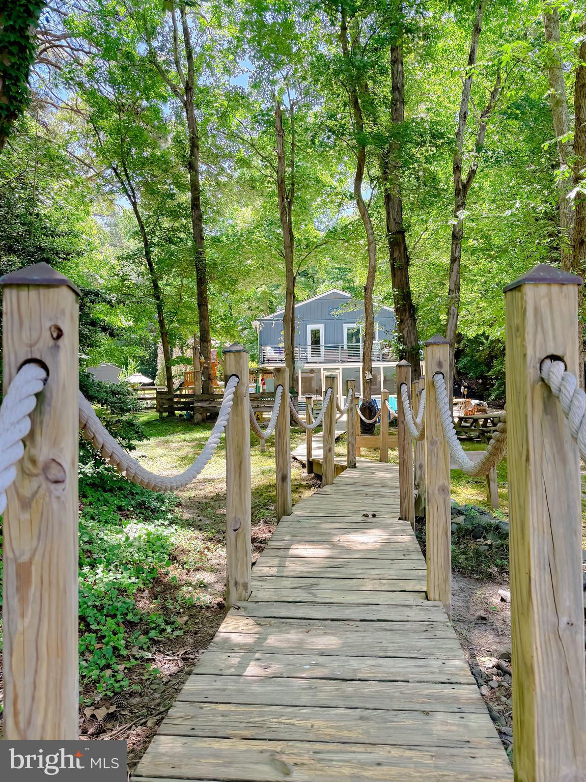 DRUM POINT - Residential