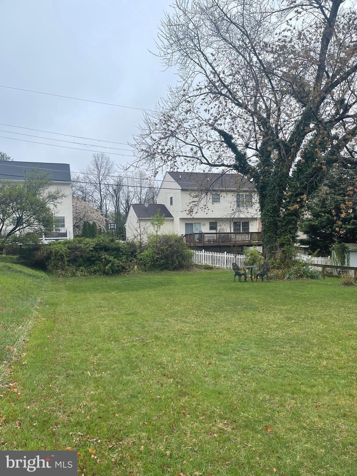 HILLSIDE PARK - Residential