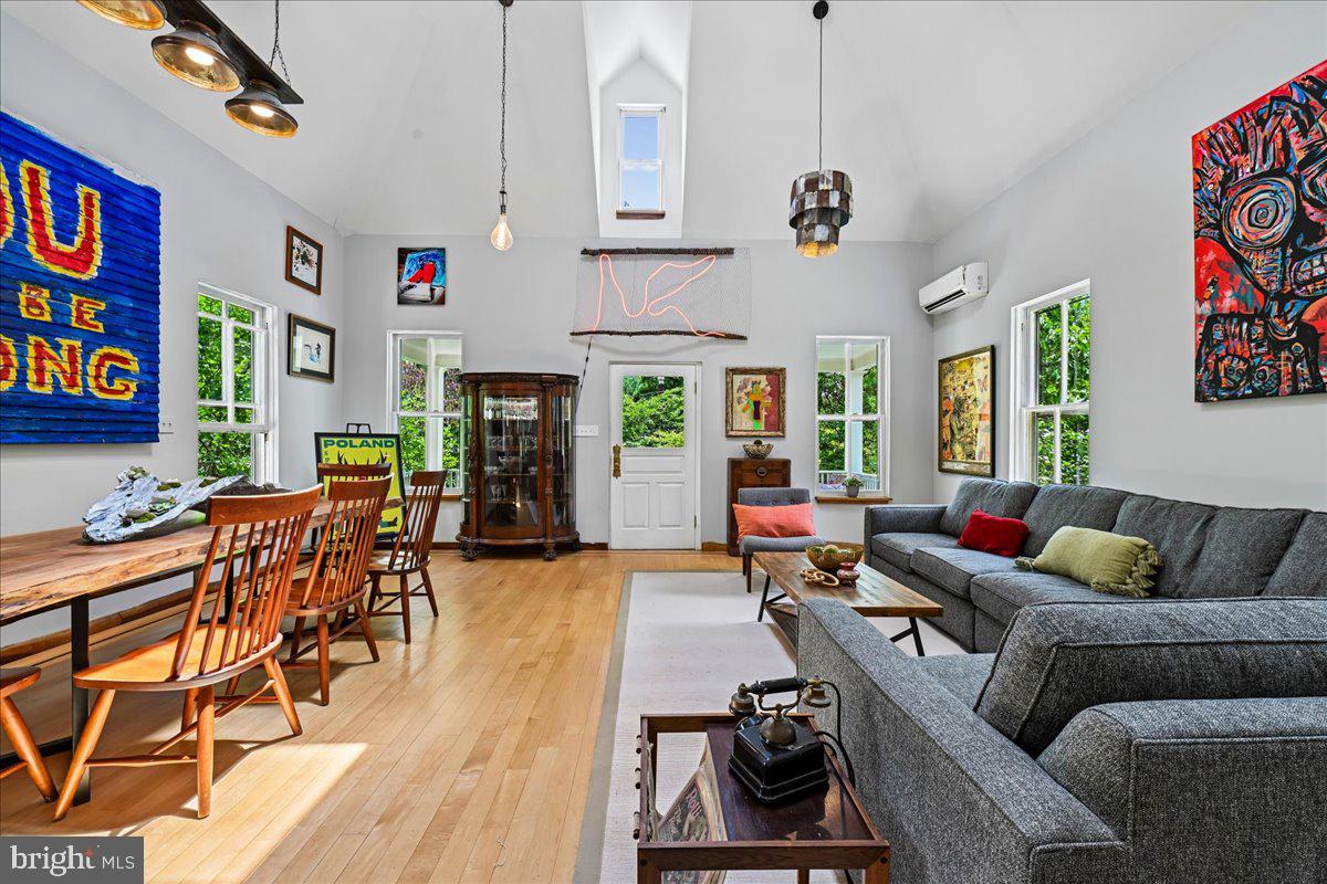 TAKOMA PARK - Residential