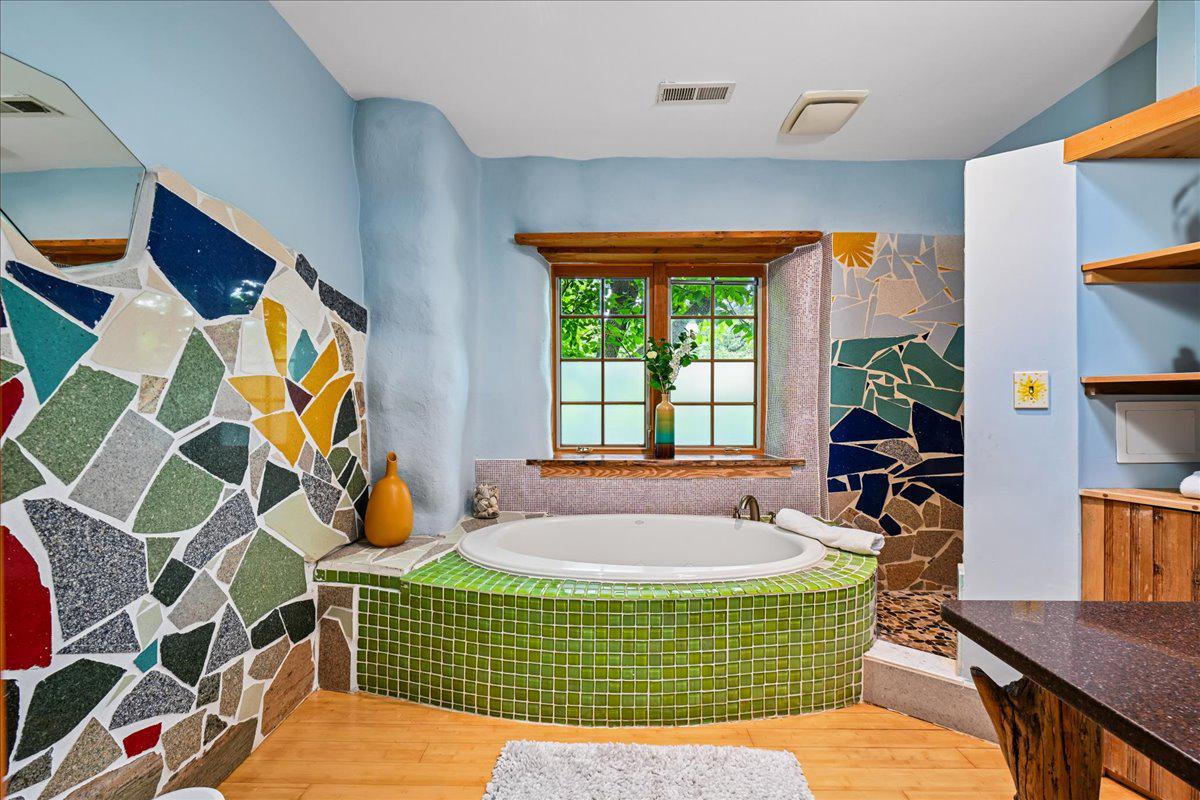 TAKOMA PARK - Residential