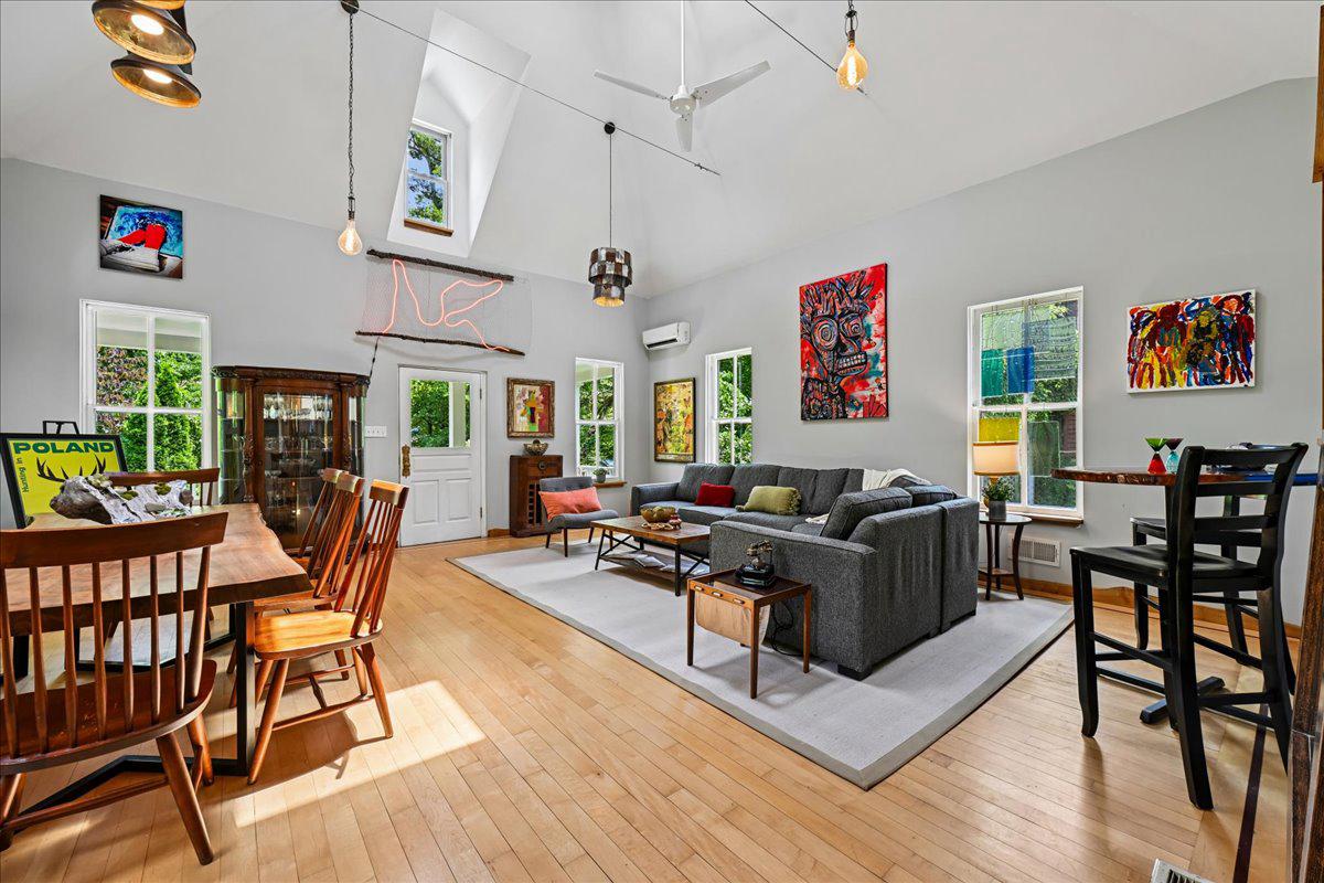 TAKOMA PARK - Residential