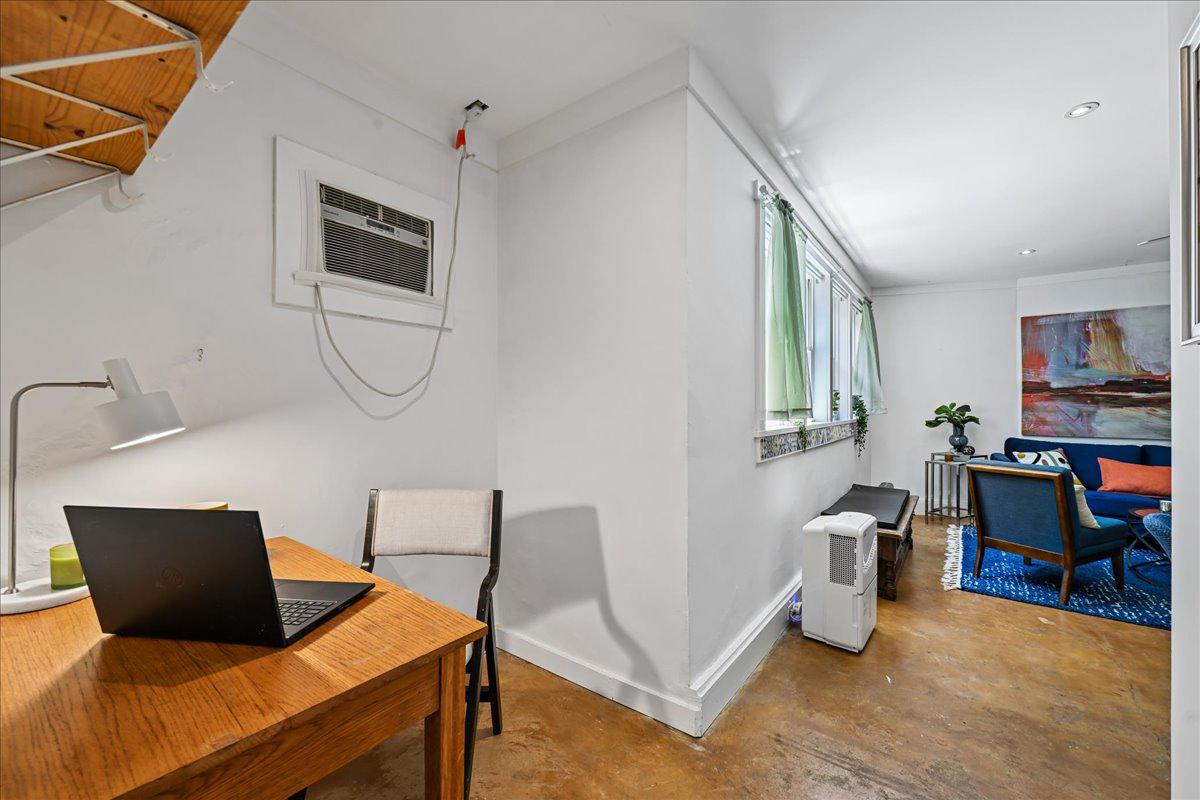 TAKOMA PARK - Residential